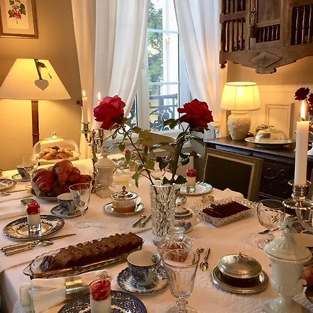 Alojamento de Acomodação e Pequeno-almoço Le Vivier 4*